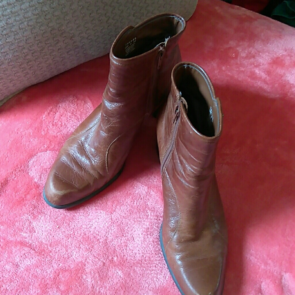 Ladies Boots